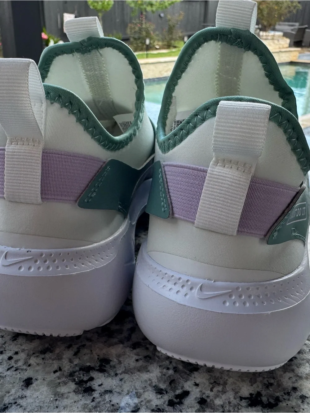 Nike sleek slip